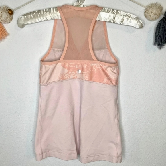 Lululemon Peach Tank Size 2 - Picture 4 of 4